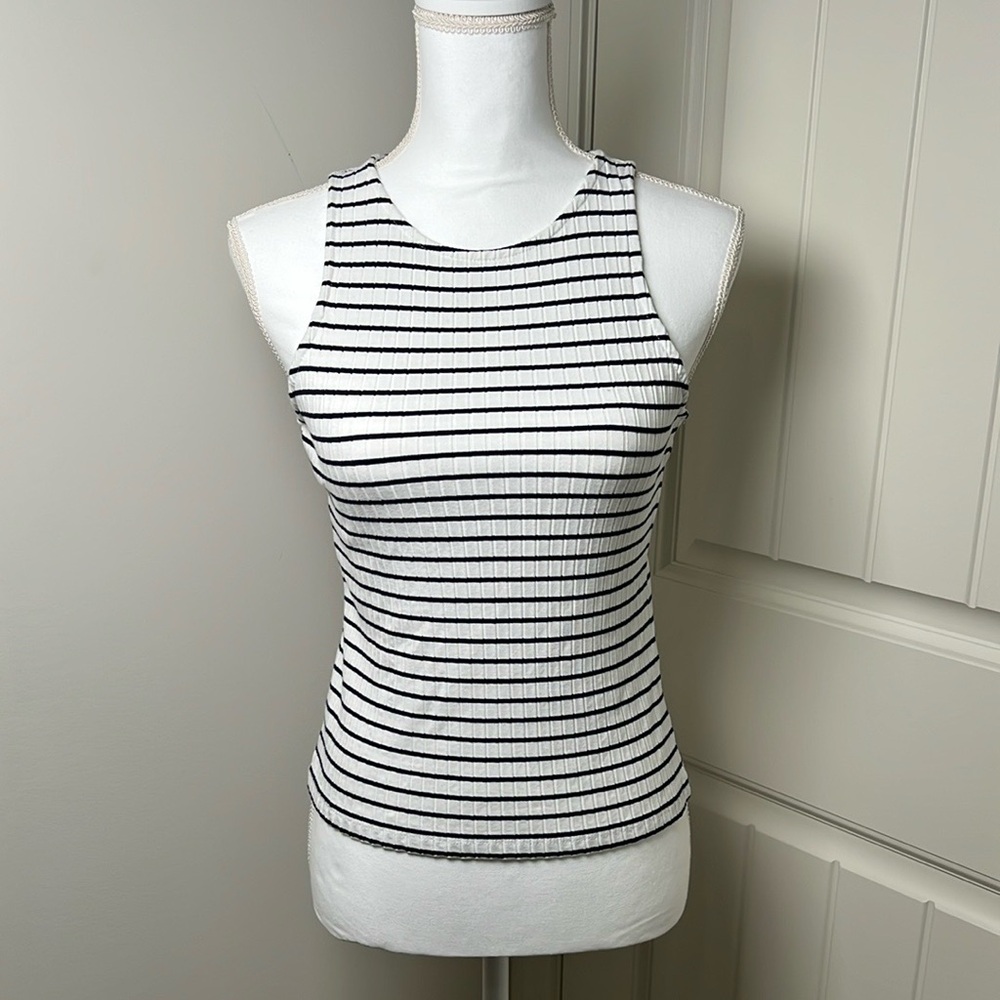 Cyrus essentials Striped Ribbed Top S